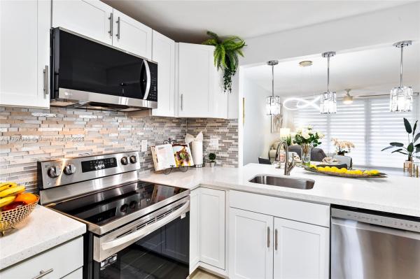 Sands Point, 8340 Sands Point Blvd #105P, Tamarac, Florida 33321, image 1