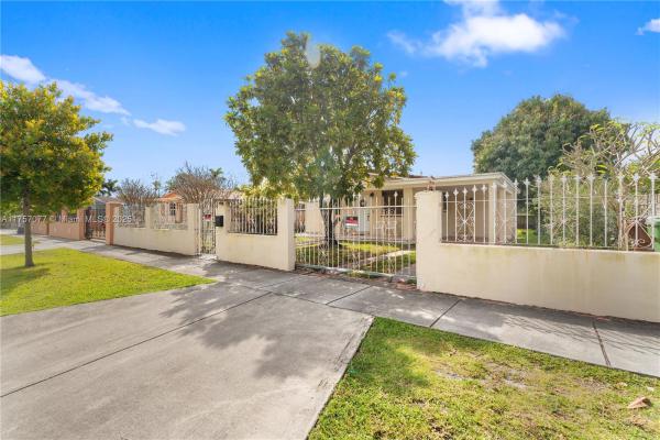 West Hialeah Heights, 1060 S W 32nd, Hialeah, Florida 33012, image 1
