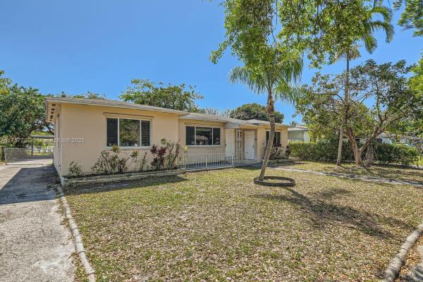 South Hollywood, 2648 Washington St, Hollywood, Florida 33020, image 2