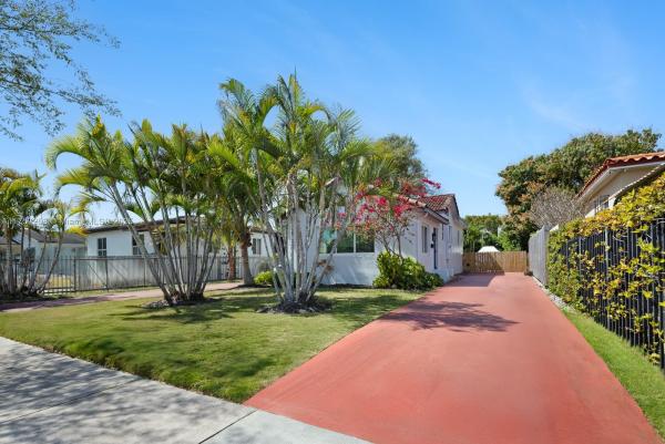 Silver Bluff Gardens, 2640 SW 33rd Ct, Miami, Florida 33133, image 1