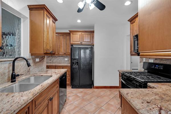 Hollywood Lakes, 1024 Tyler St, Hollywood, Florida 33019, image 1