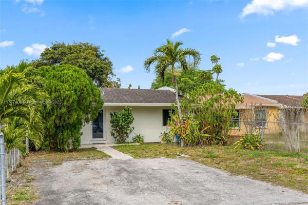 Leslie Estates, 19448 NW 28th Pl, Miami Gardens, Florida 33056, image 1