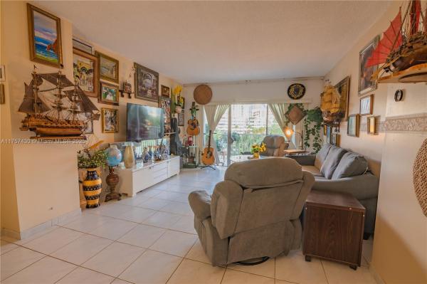 Arlen House Central, 300 Bayview Dr #211, Sunny Isles Beach, Florida 33160, image 1