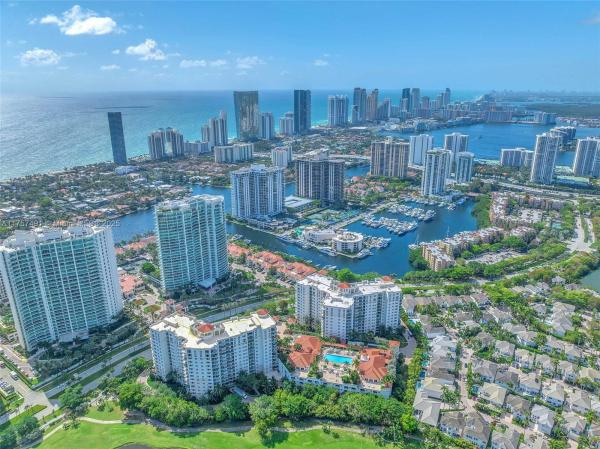 Turnberry Village North Tower, 20000 E Country Club Dr #212, Aventura, Florida 33180, image 1