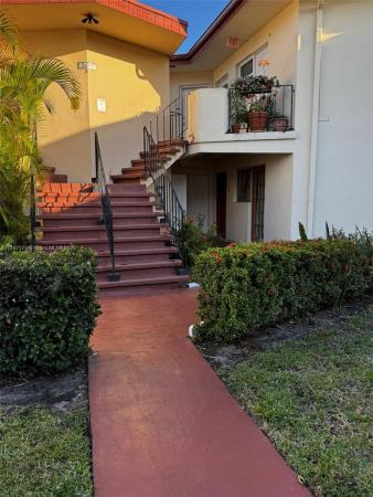 1601 NE Miami Gardens Dr #103, Unincorporated Dade County, Florida 33179, image 1