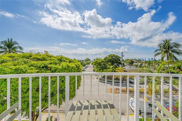 Breeze, 1555 N Treasure Dr #312, North Bay Village, Florida 33141, image 1
