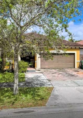 Grand Lakes, 14909 SW 22nd St, University Park, Florida 33185, image 3