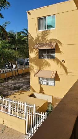 North Miami Beach, Florida 33162, image 1