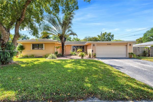 Plantation Gardens, 5350 Balsam Ter, Plantation, Florida 33317, image 1