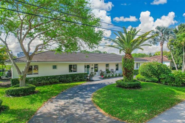 Kendall Park Estates, 7380 SW 109th Ter, Pinecrest, Florida 33156, image 2