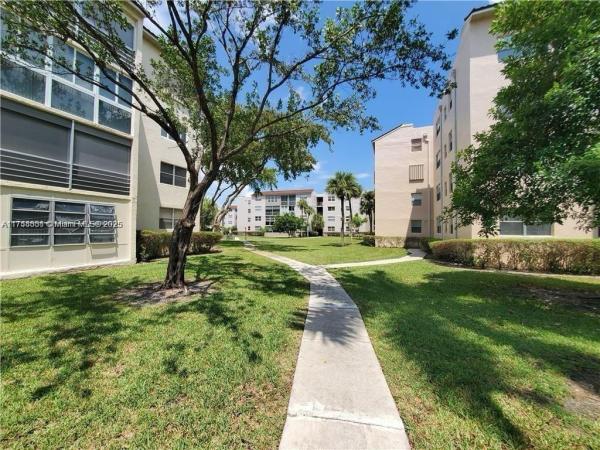 Somerset, 2821 Somerset Dr #209, Lauderdale Lakes, Florida 33311, image 1