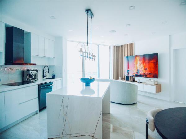 Wind, 350 S Miami Ave #2314, Miami, Florida 33130, image 1