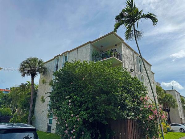 Dadeland Grove, 6886 N Kendall Dr #D309, Pinecrest, Florida 33156, image 3