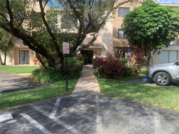 Tara Gardens, 10001 W Atlantic Blvd #224, Coral Springs, Florida 33071, image 1