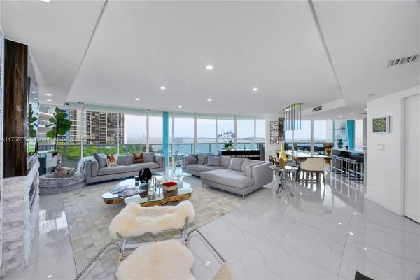 Bristol Tower, 2127 Brickell Ave #801, Miami, Florida 33129, image 1
