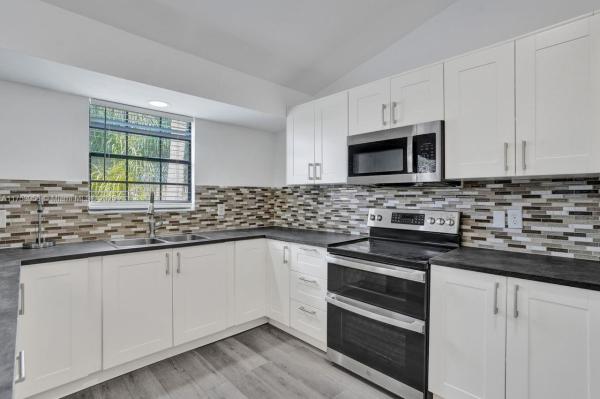 Westwood At Cypress Run, 1627 Cypress Pointe Dr #2-1, Coral Springs, Florida 33071, image 1