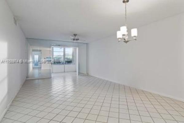 Village Royale Forest Green, 330 NE 26th Ave #4160, Boynton Beach, Florida 33435, image 1