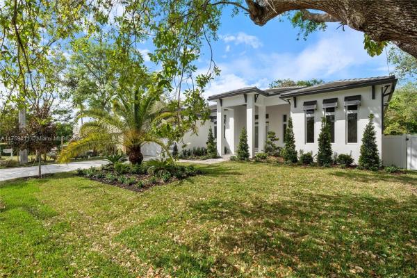 Griffing Biscayne Park Estates, 11412 NE 8th Ave, Biscayne Park, Florida 33161, image 1