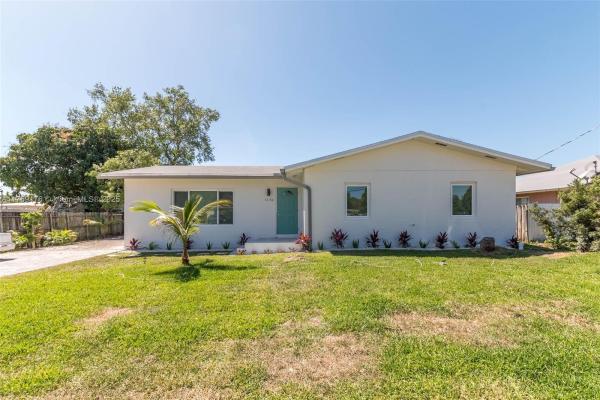 Venetian Gardens, 16150 NW 40th Ct, Miami Gardens, Florida 33054, image 1