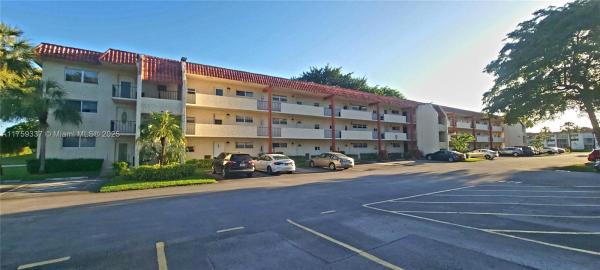 Hollybrook Golf & Tennis Club, 8940 S Hollybrook Blvd #109, Pembroke Pines, Florida 33025, image 1