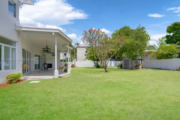 Beach View, 5861 Lagorce Dr, Miami Beach, Florida 33140, image 1