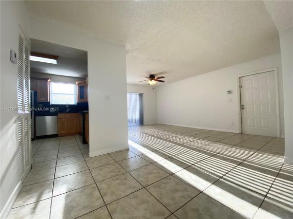 The Club Quarters At Raintree, 11232 SW 12th St #202, Pembroke Pines, Florida 33025, image 1