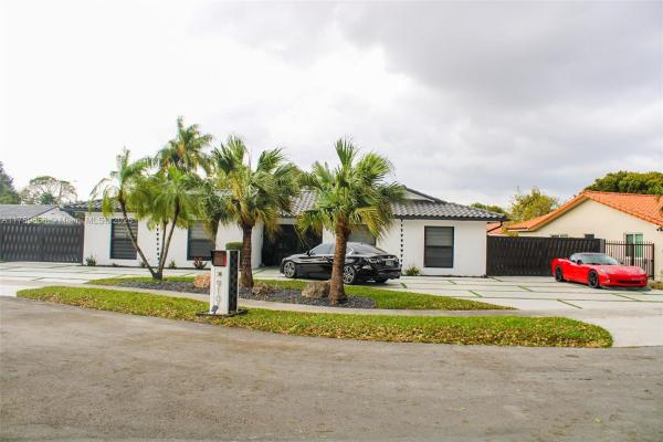 9101 SW 11th St, Unincorporated Dade County, Florida 33174, image 1