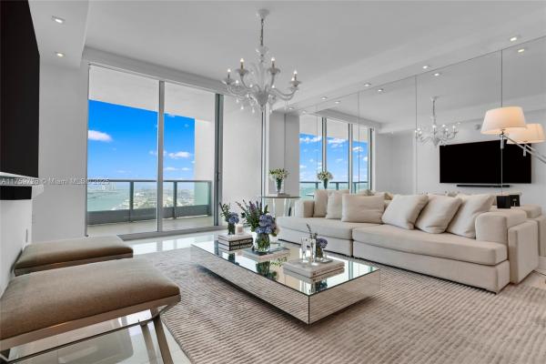 900 Biscayne Bay, 900 Biscayne Blvd #5009, Miami, Florida 33132, image 1