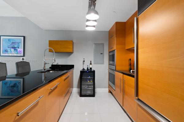 Icon Brickell Tower 1, 475 SE Brickell Ave #5109, Miami, Florida 33131, image 1