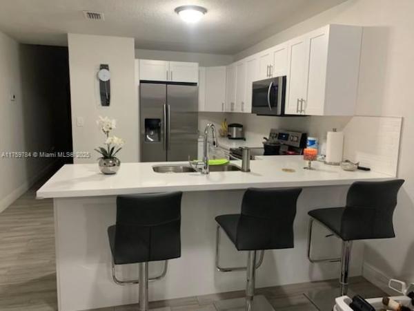 El Prado Country Club, 2868 W 75th St, Hialeah, Florida 33018, image 1