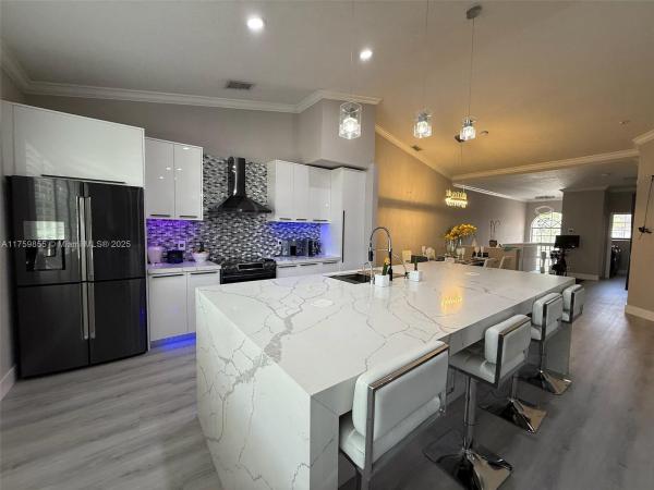 Steeplechase At Eagle Trace, 12432 NW 10th Ct #D-13, Coral Springs, Florida 33071, image 1