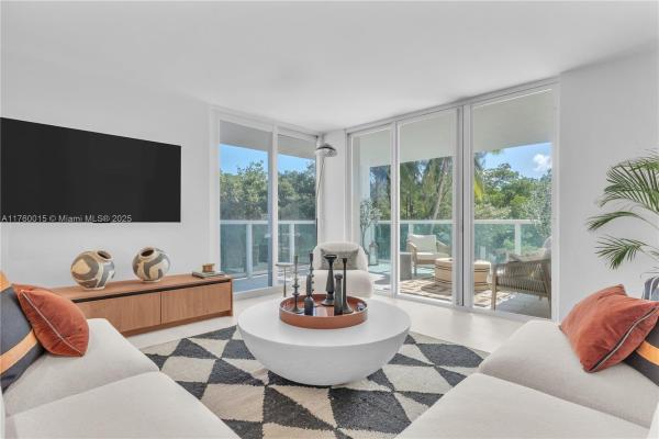 Arlen House East, 100 Bayview Dr #216, Sunny Isles Beach, Florida 33160, image 1