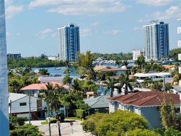 Eastern Shores White House, 3660 NE 166 St #812, North Miami Beach, Florida 33160, image 1