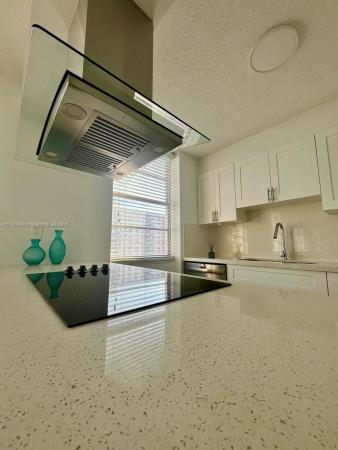Winston Towers 200, 251 174th St #1716, Sunny Isles Beach, Florida 33160, image 1