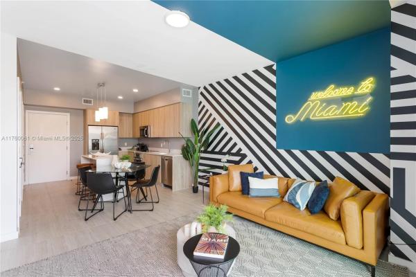 Quadro, 3900 Biscayne Blvd #S-314, Miami, Florida 33137, image 1