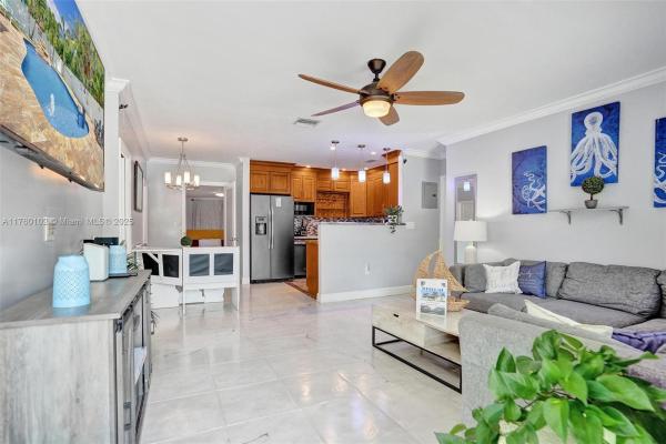 Sunset Manors, 3 NE 26th St, Wilton Manors, Florida 33305, image 1