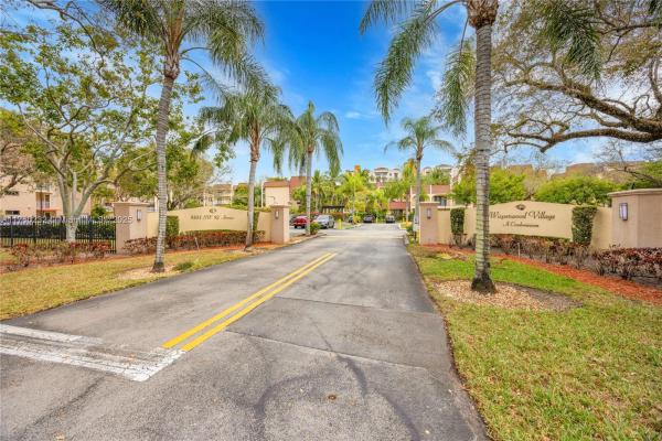 Wisperwood Village, 9301 SW 92nd Ave #C220, Kendall, Florida 33176, image 2