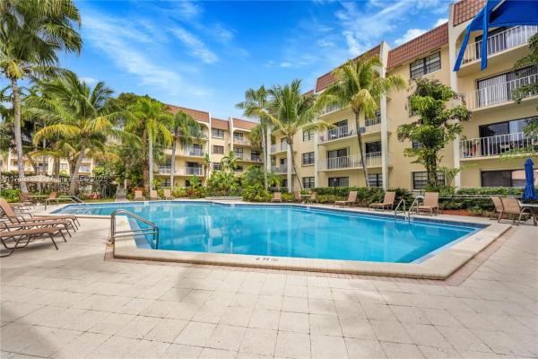 Wisperwood Village, 9301 SW 92nd Ave #C220, Kendall, Florida 33176, image 3