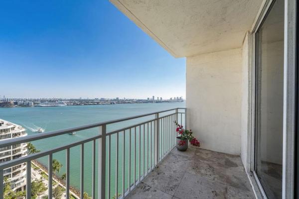 Isola, 770 Claughton Island Dr #2111, Miami, Florida 33131, image 1