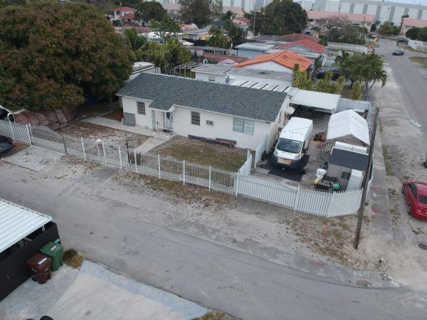 Hialeah No HOA, 685 SE 8th Ct, Hialeah, Florida 33010, image 1