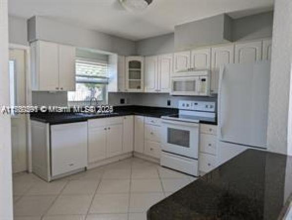 Twin Lakes North, 1301 NW 45th St, Fort Lauderdale, Florida 33309, image 1