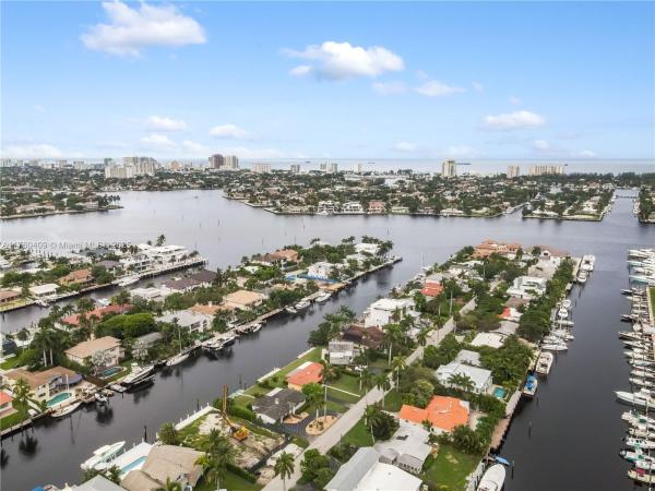 Cromwell East, 1777 SE 15th St #312, Fort Lauderdale, Florida 33316, image 1