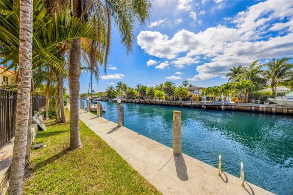 Harbour Club Villas, 1552 NE 105th St #B6, Miami Shores, Florida 33138, image 1