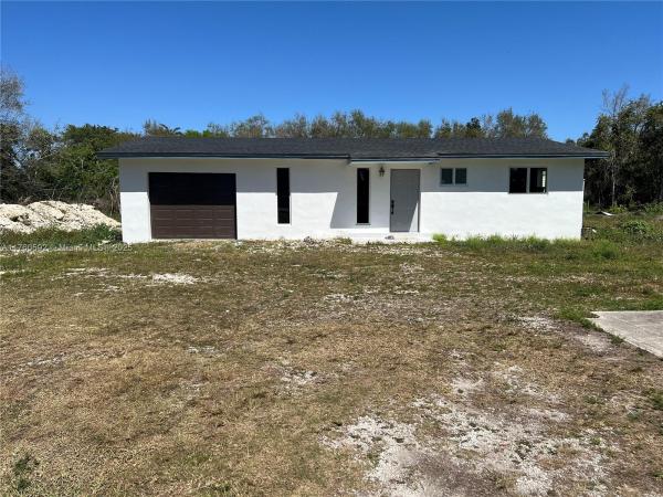 14201 SW 232nd St, Unincorporated Dade County, Florida 33170, image 1