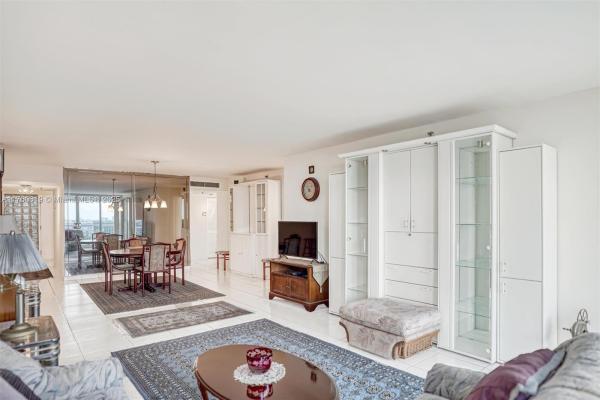 Marbella, 9341 Collins Ave #1207, Surfside, Florida 33154, image 2