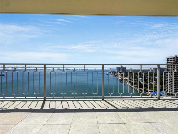 11111 Biscayne Blvd #18E, Unincorporated Dade County, Florida 33181, image 1