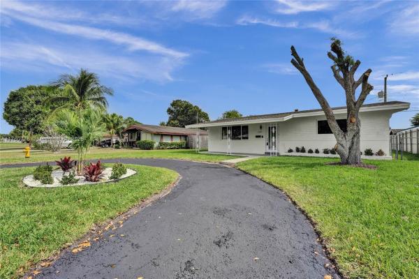 Miramar Tropical, 2281 Havana Dr, Miramar, Florida 33023, image 3