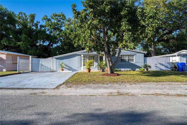 Playland Estates, 5627 Atlanta St, Hollywood, Florida 33021, image 1