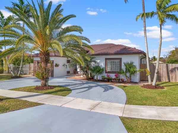 Tennessee Estates, 702 SE 14th Ave, Homestead, Florida 33033, image 3