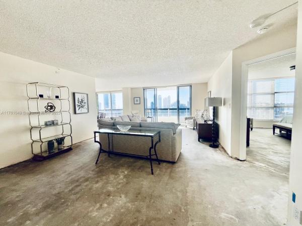 Mystic Pointe Tower 500, 3530 Mystic Pointe Dr #2210, Aventura, Florida 33180, image 3